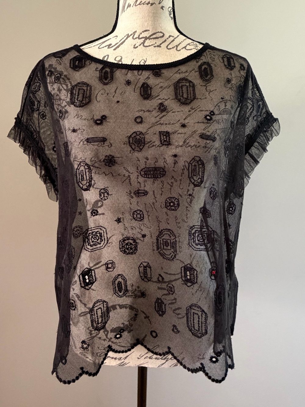 NWT Gorgeous minä perhonen Gemma Tulle Top with Red Gemstone. Women's Size: 36. - Picture 1 of 12